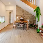 Ferienhaus Rustic & Modern Stone House By Host Wise *