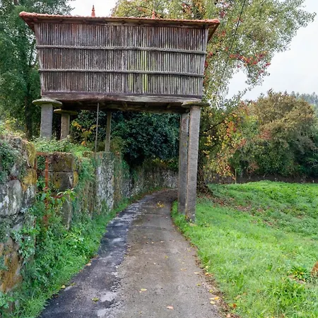 Rustic & Modern Stone House By Host Wise * Vilar de Andorinho