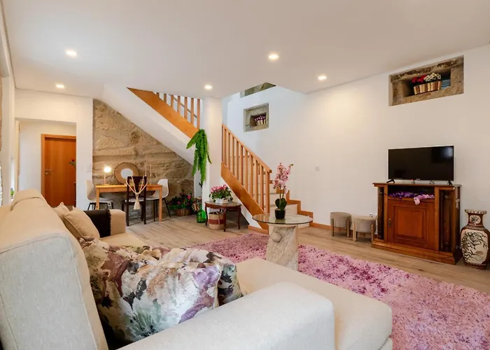 Rustic & Modern Stone House By Host Wise Dom wakacyjny *