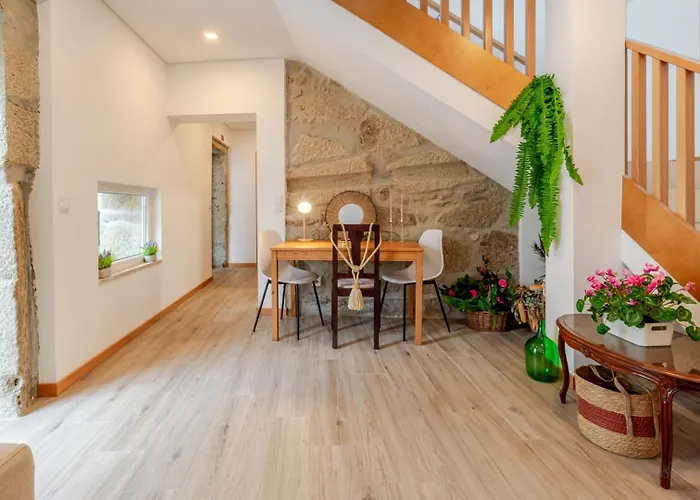 Holiday home Rustic & Modern Stone House By Host Wise *